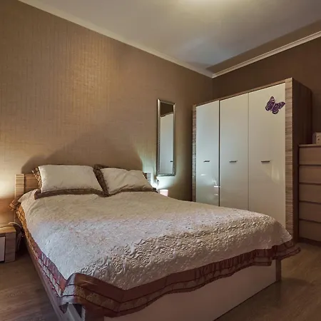 Briz Sea Apartment *